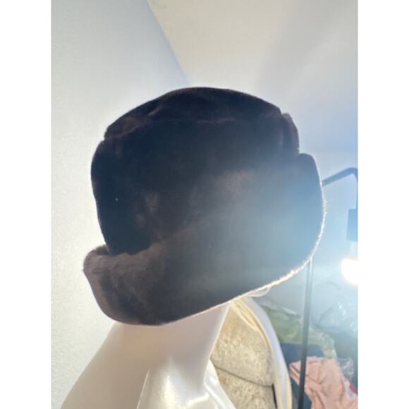 Betmar New York Brown Fuzzy Hat Women’s - Picture 2 of 3